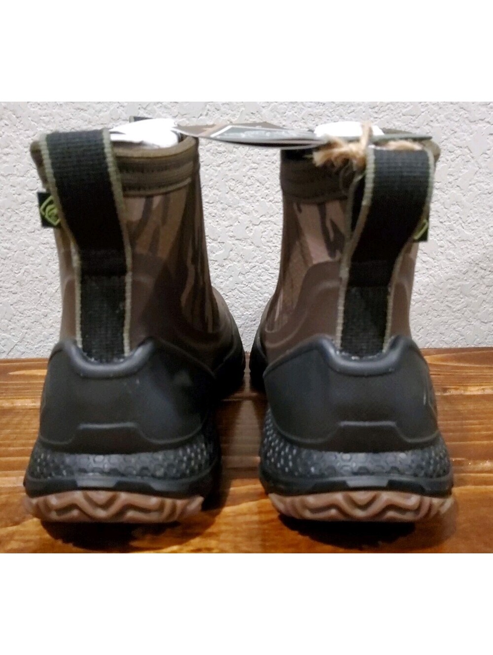 Th Original Muck Boot Outscape Max Ankle Slip On Women's Sz 5M Camouflage - Picture 8 of 11